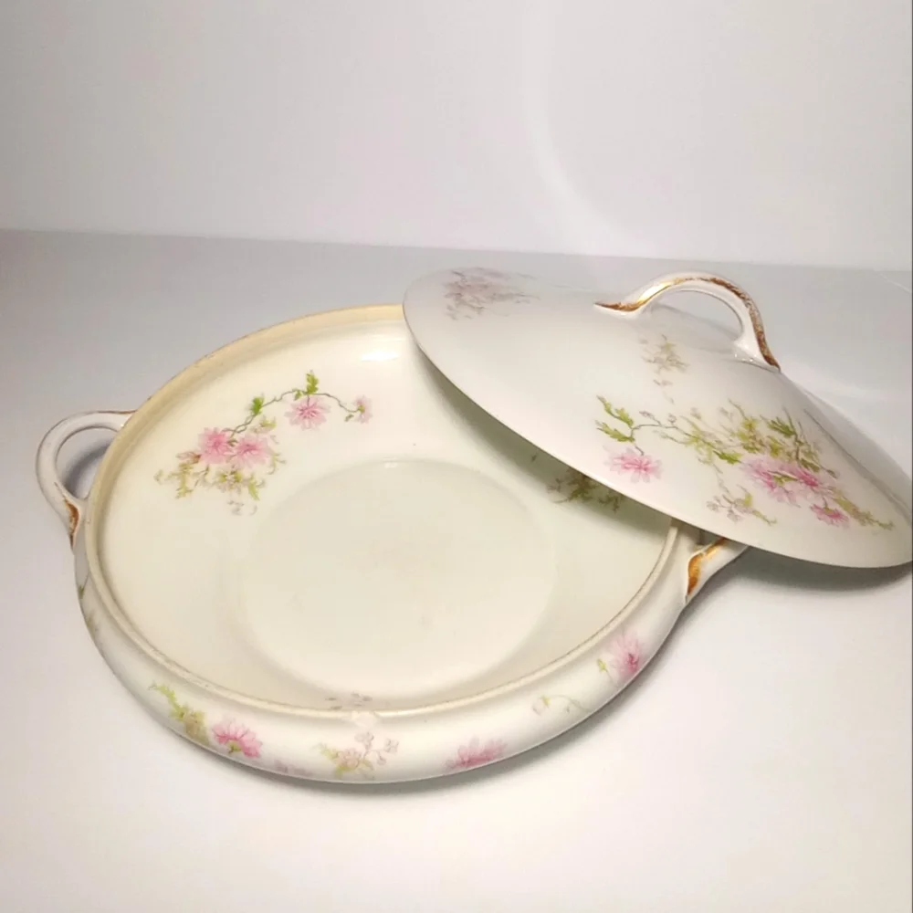 Vintage 1900's Elegant GDA Limoges Round Covered Serving Dish - Picture 6 of 11